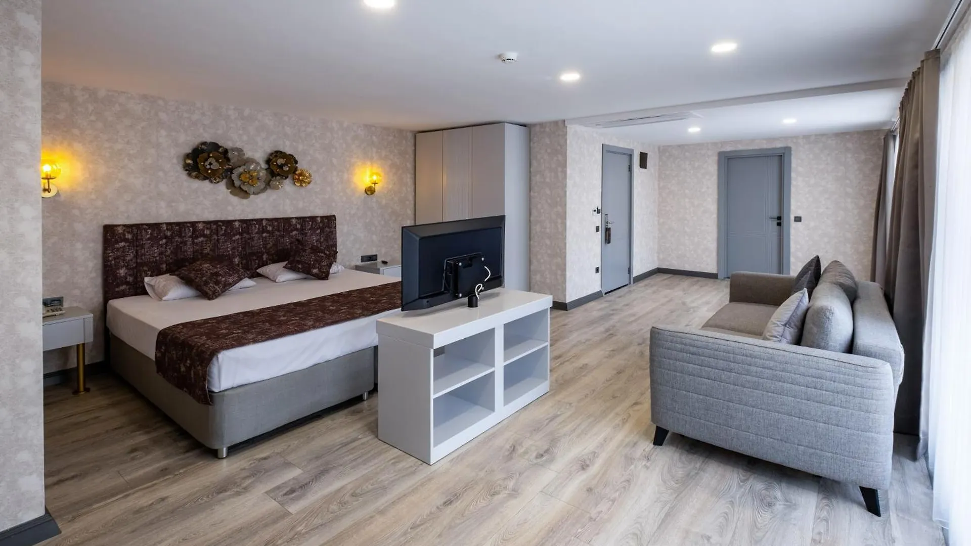 Avion Suite Hotel Antalya